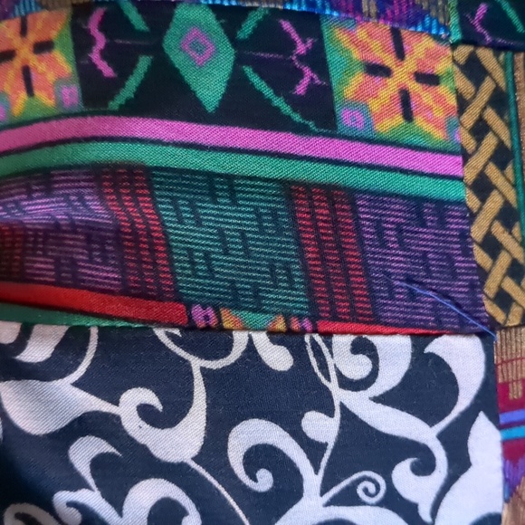 Vintage WE BE BOP* patchwork lined long sleeve jacket front closure back detail - Picture 11 of 15